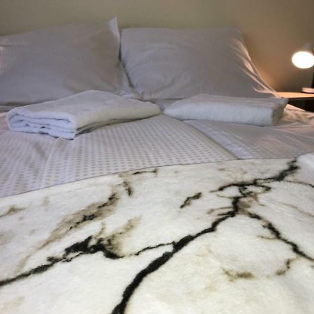 Ella Apartman Ντέμπρετσεν Εξωτερικό φωτογραφία