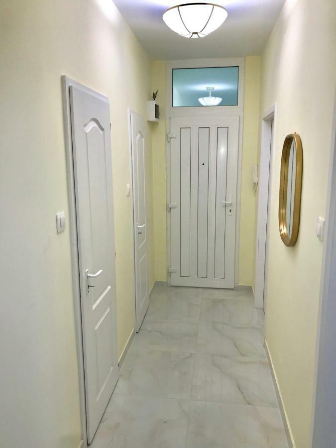 Ella Apartman Ντέμπρετσεν Εξωτερικό φωτογραφία
