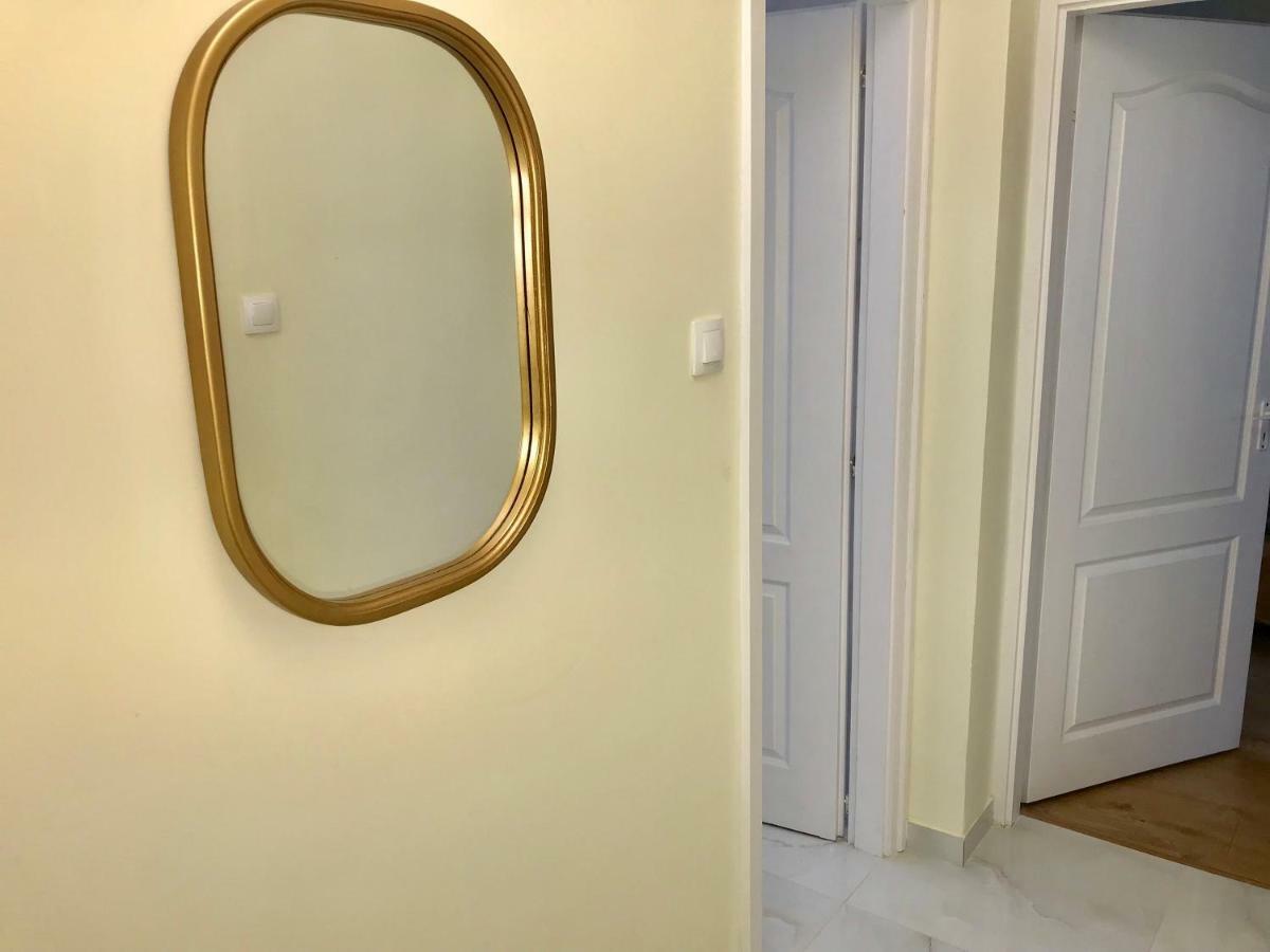 Ella Apartman Ντέμπρετσεν Εξωτερικό φωτογραφία