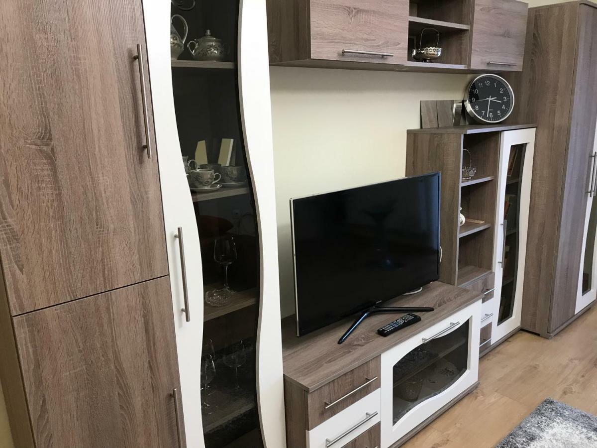Ella Apartman Ντέμπρετσεν Εξωτερικό φωτογραφία